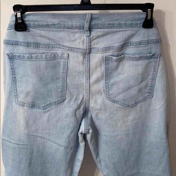 Old Navy Boyfriend Jeans - Picture 3 of 5